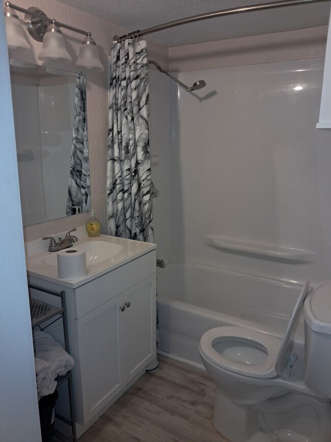 Foto del edificio - 615 4th St