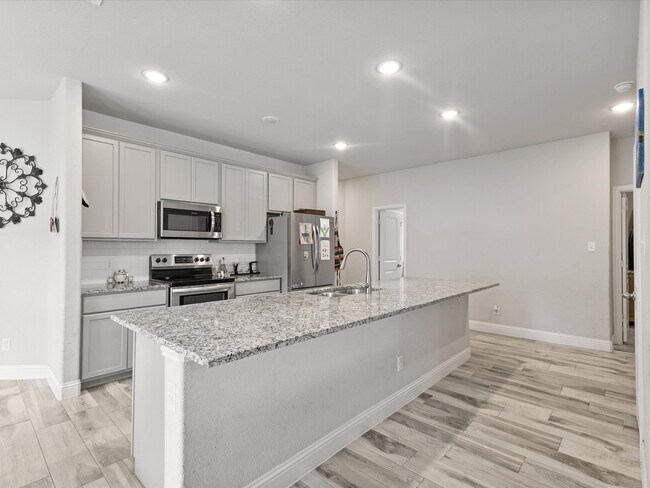 Foto del edificio - 9221 White Settlement Rd