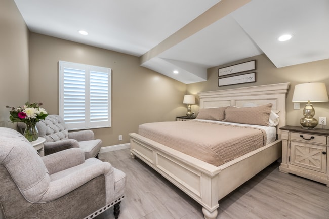 Photo - 1614 Marion Way W House