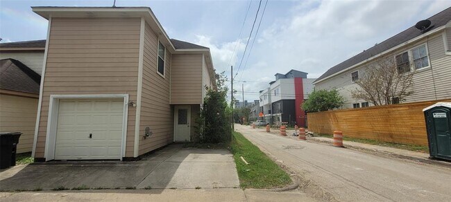 Foto del edificio - 1426 Ruthven St