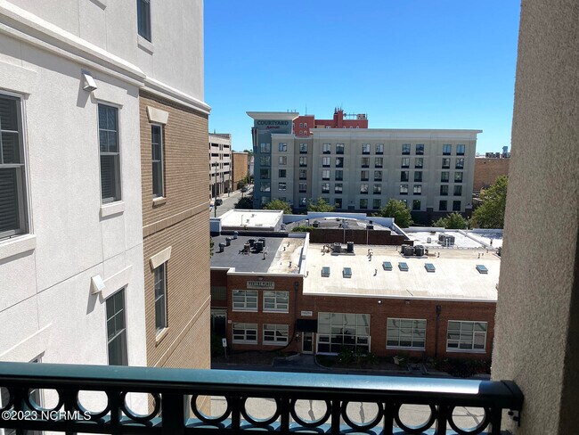 Foto del edificio - 124 Walnut St