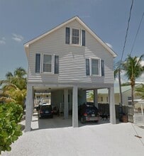 Building Photo - 214 Normandy Dr