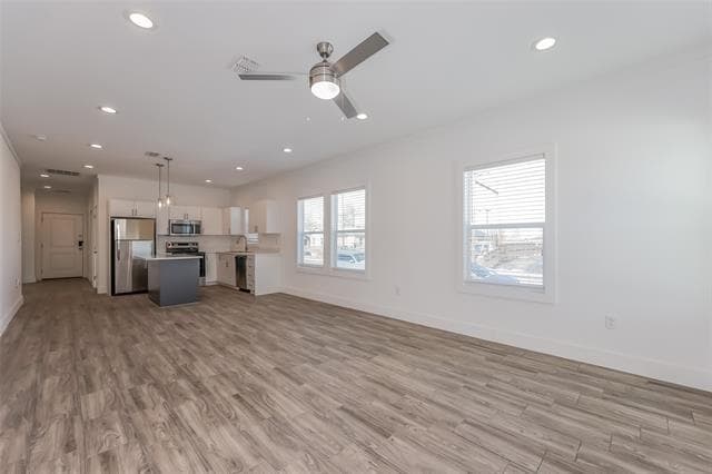 Building Photo - 1950 E Maddox Ave