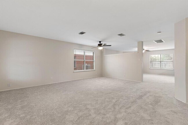 Foto del edificio - 1815 Brentwood Dr