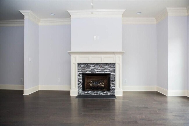 Foto del edificio - 1098 Willow Field Dr