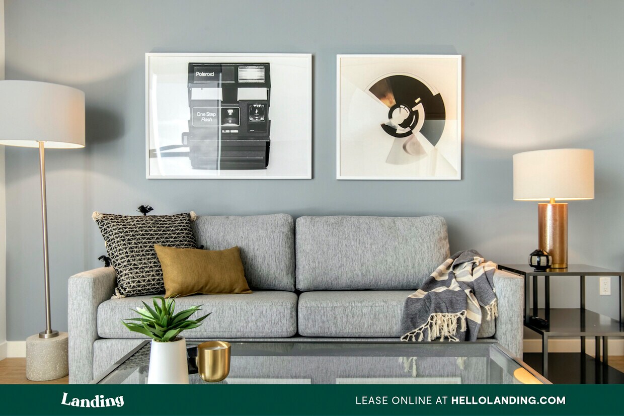 Foto principal - 7101 Wilson Blvd
