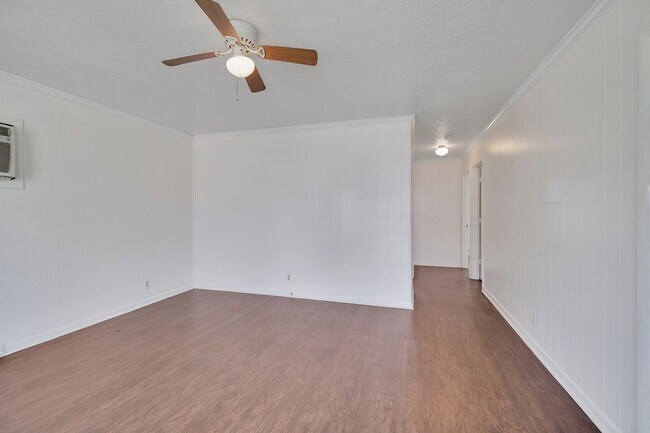 Foto del edificio - 2 Bedroom, 1 Bathroom Duplex in Gallatin!