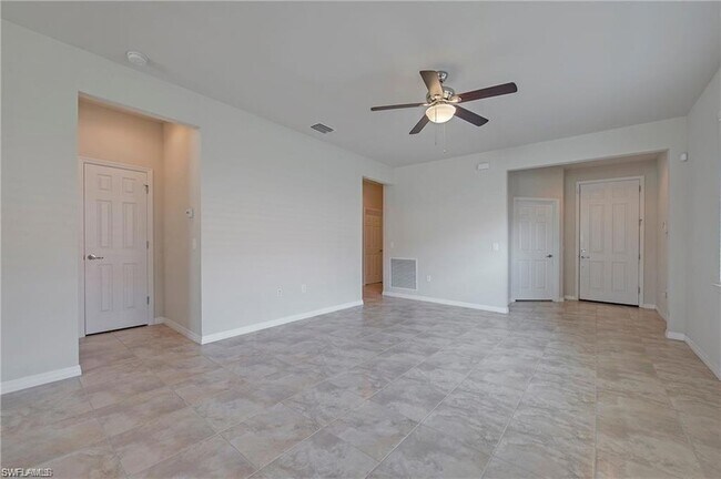 Foto del edificio - 15133 Reef Ln