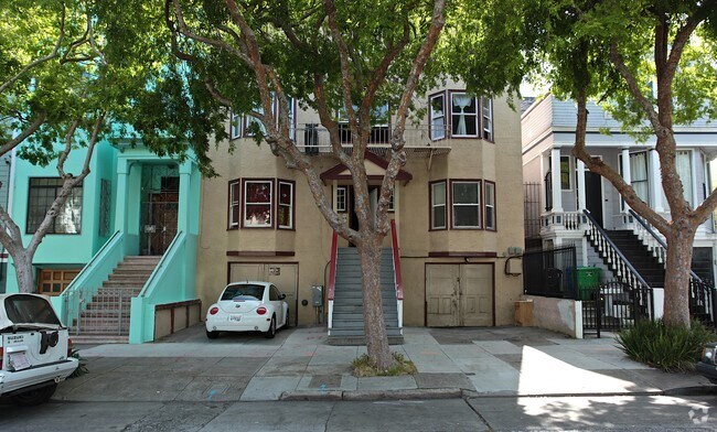 Building Photo - 2567 Folsom St