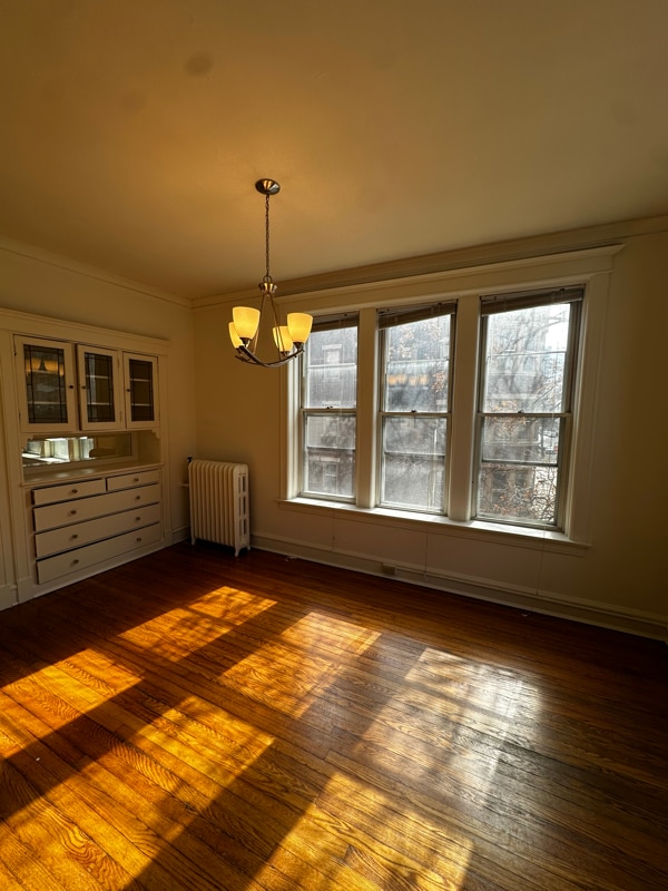 Foto del edificio - 1006 E State St