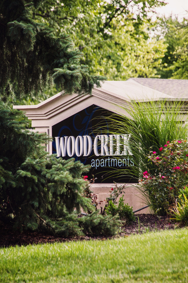 Foto del edificio - Wood Creek Apartments