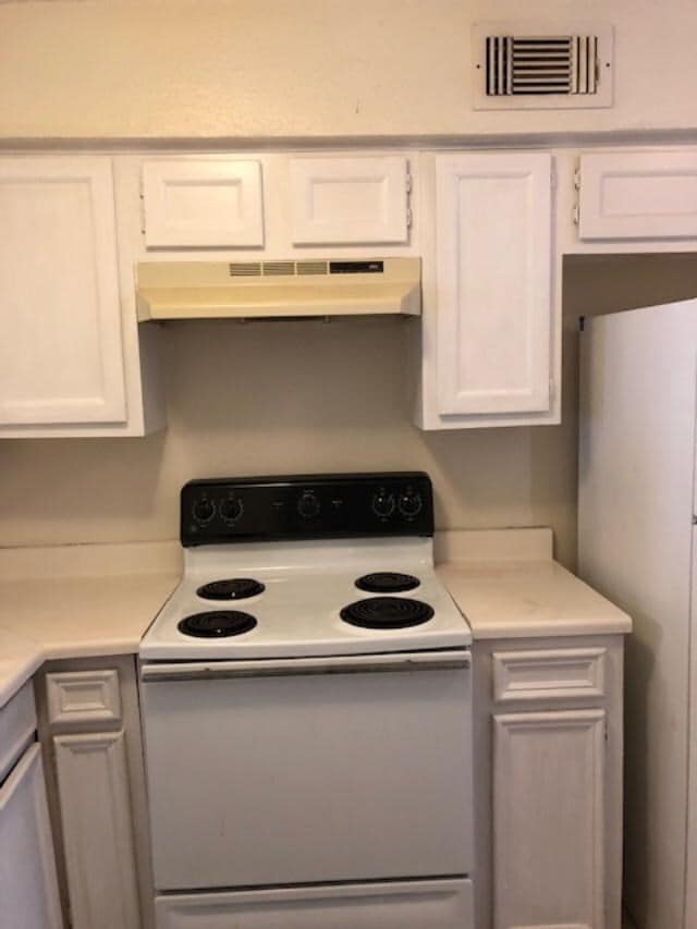 Building Photo - 15510 Blake Way St