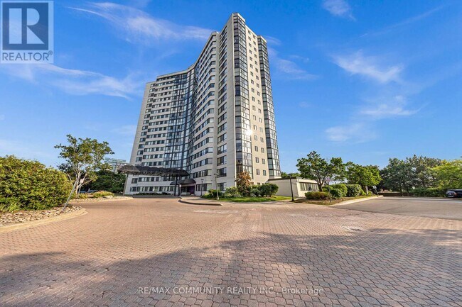 Photo du bâtiment - 1360 Rathburn Rd E