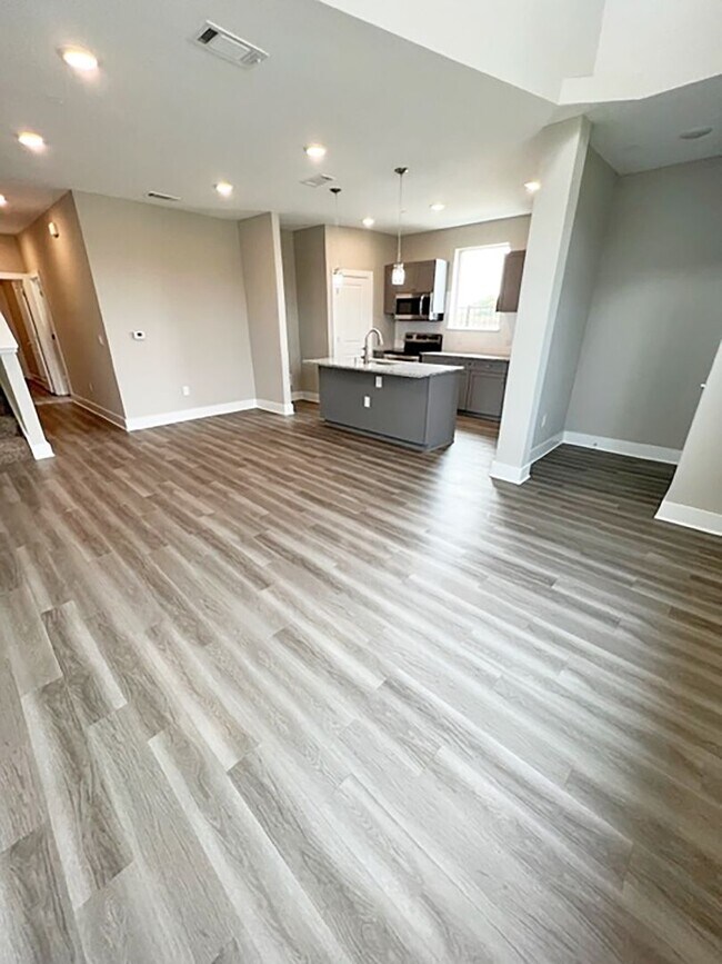 Foto del edificio - 3621 Bonnie Brae St