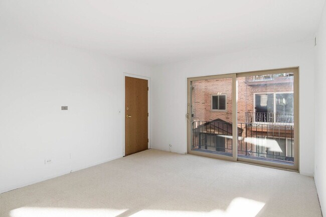 Building Photo - 8423 W Gregory St