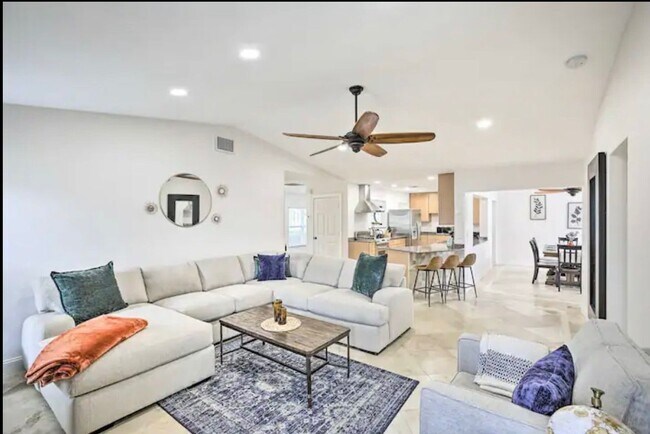 Foto del edificio - 2806 SW 38th Terrace