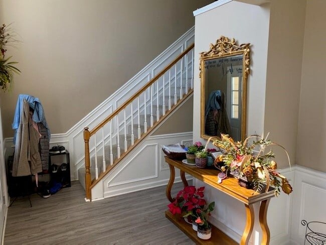 Building Photo - 5050 Otter Creek Run