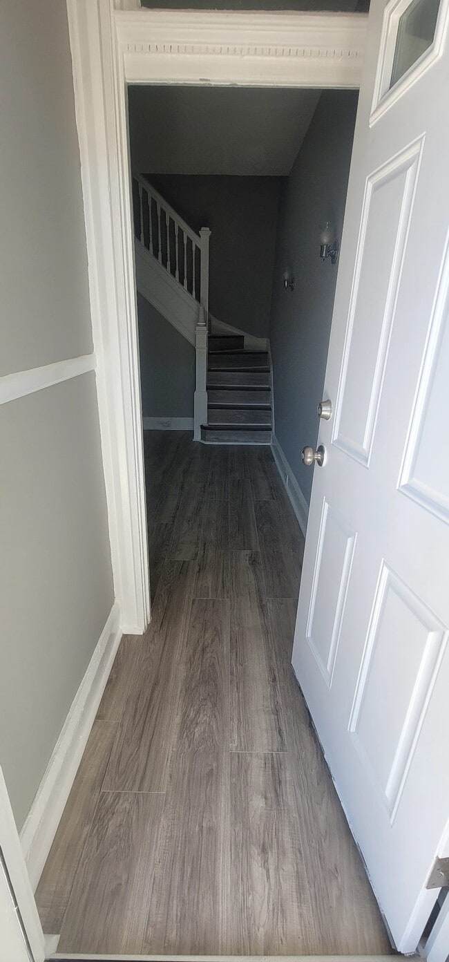 Photo - 1728 N Bentalou St Townhome