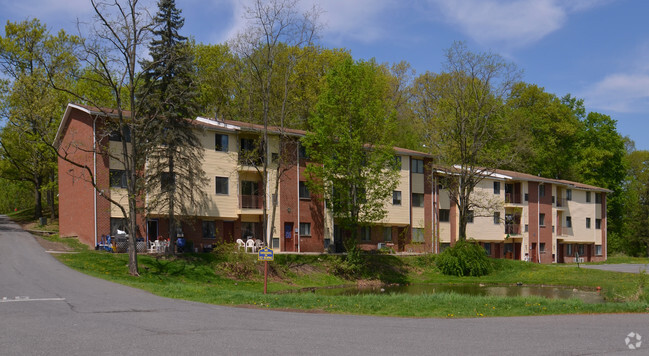 Foto del edificio - Oakbrook Manor