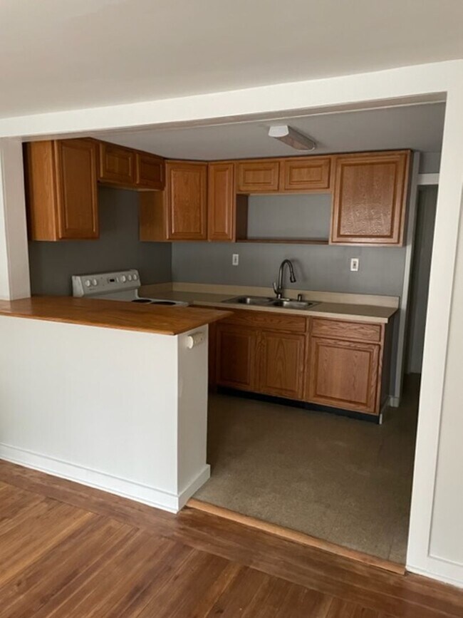 Foto del edificio - 3 Dana Ave