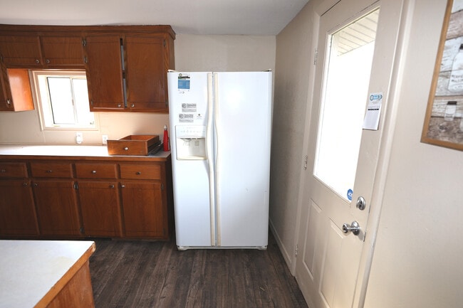 Foto del edificio - 718 E Madison Ave