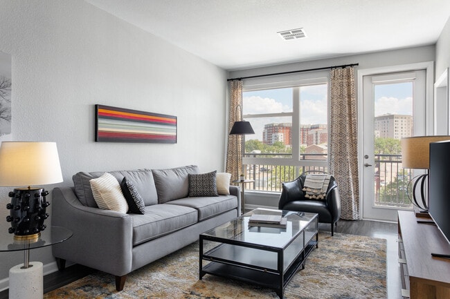 Building Photo - 20th Street Station