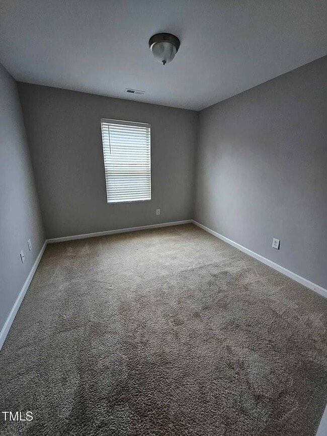 Building Photo - Single family home