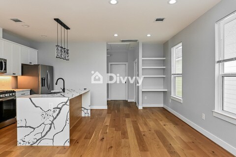 Foto del edificio - 2004 Worms Street