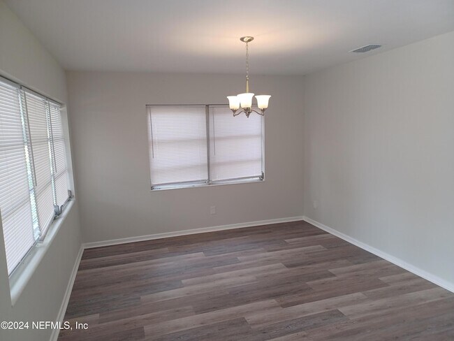 Foto del edificio - 5869 White Sands Rd