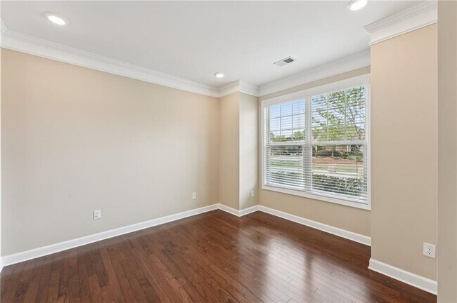 Foto del edificio - 6370 Shiloh Woods Dr