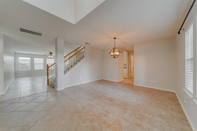 Building Photo - 9220 Harrisburg Ln