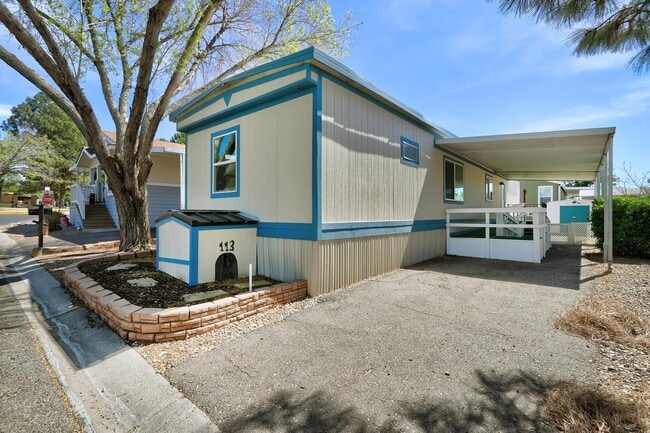 Building Photo - 7112 Pan American Fwy NE