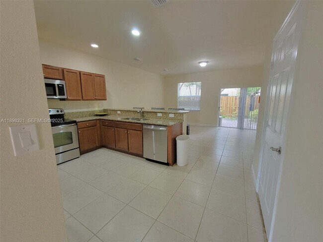 Foto del edificio - 9031 SW 227th St