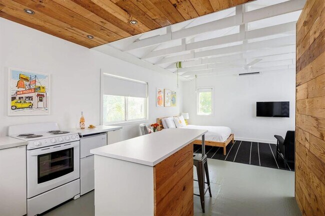 Foto del edificio - 4609 Depew Ave