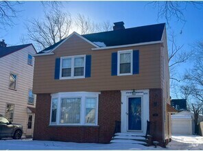 Building Photo - 4090 Bushnell Rd