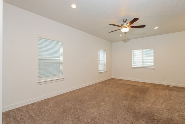 Foto del edificio - 4728 Rustic Ranch Way