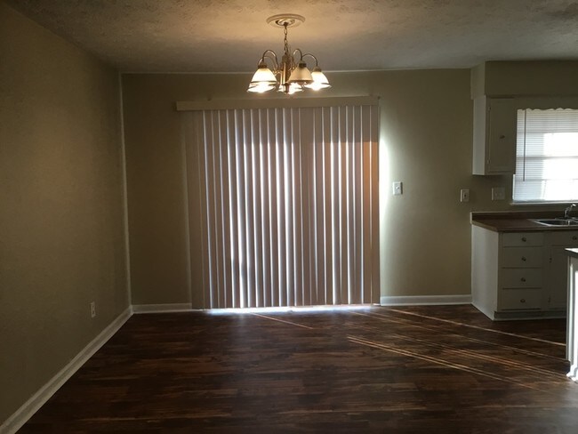 Foto del edificio - 3 Bedroom 2 Bath Home Move In Ready!!!