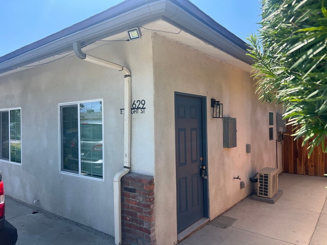 Foto principal - Upgraded One Bedroom for Rent