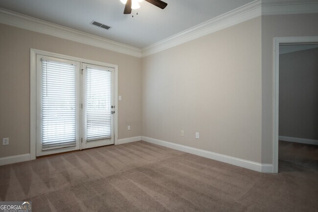 Building Photo - 120 Moose Club Dr