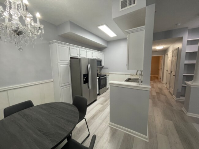 Building Photo - 5303 Carolina Crossings Way