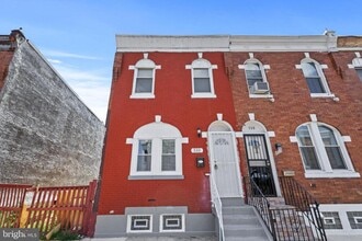 Building Photo - 510 E Willard St