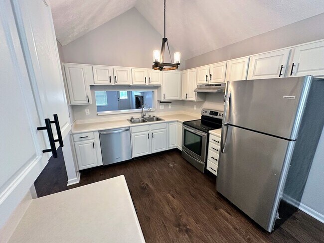 Foto del edificio - 3821 Landridge Dr