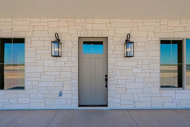 Building Photo - 2351 E Cana Ln