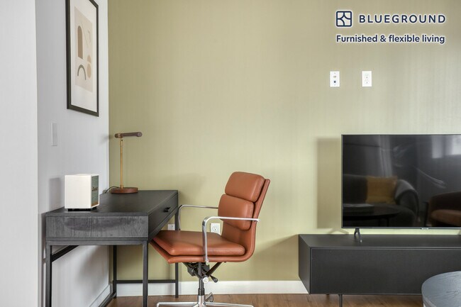 Foto del edificio - 3638 Motor Ave