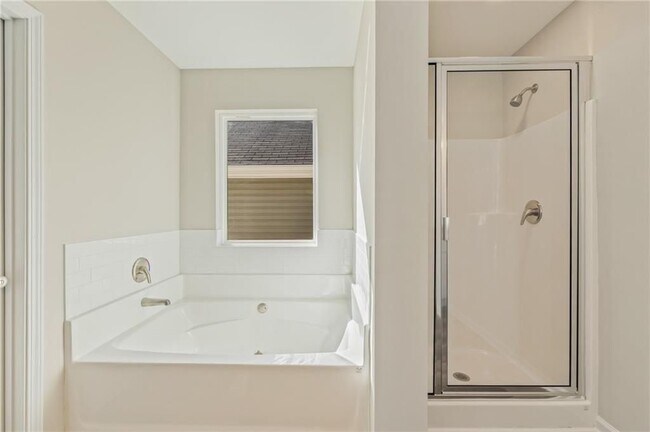 Building Photo - 978 Valley Rock Dr