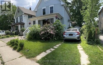 Building Photo - 4614 Eastwood Crescent