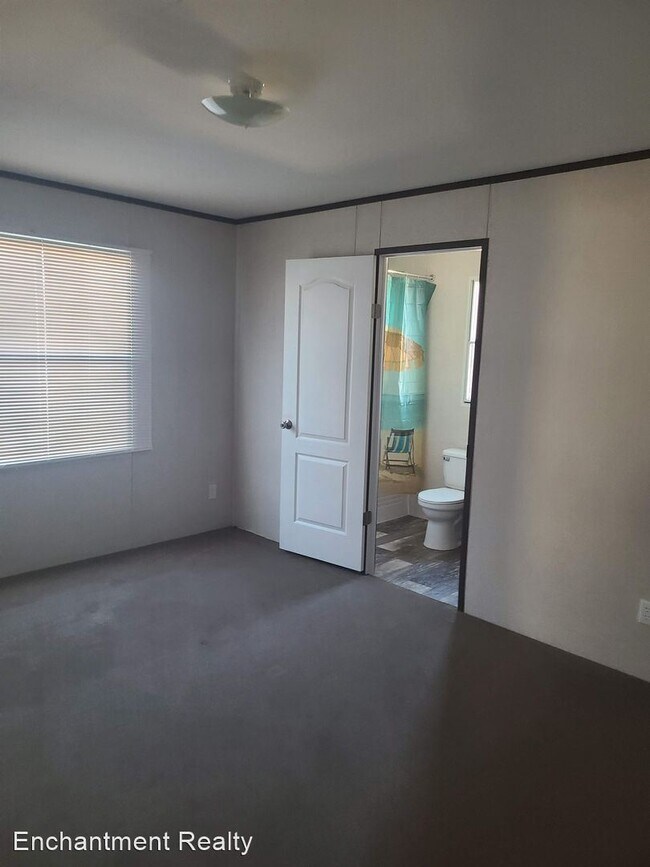 Building Photo - 2 br, 2 bath House - 157 Airport