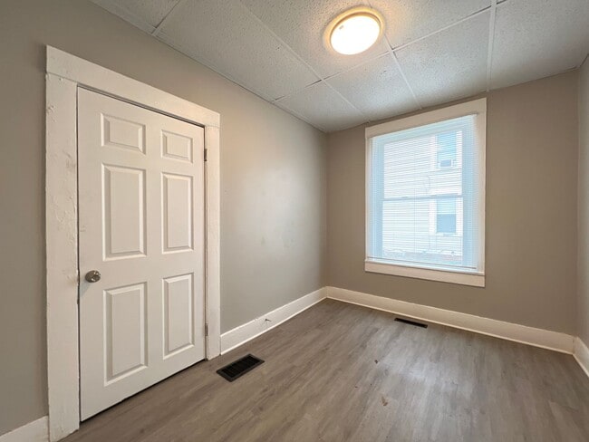 Building Photo - 5th Ave Abode: New Year, New Home: 50% Off...