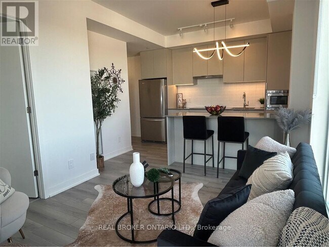 Photo du bâtiment - 3079 Trafalgar Rd