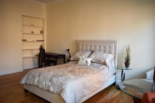 Photo - 30 E 95th St Apartment